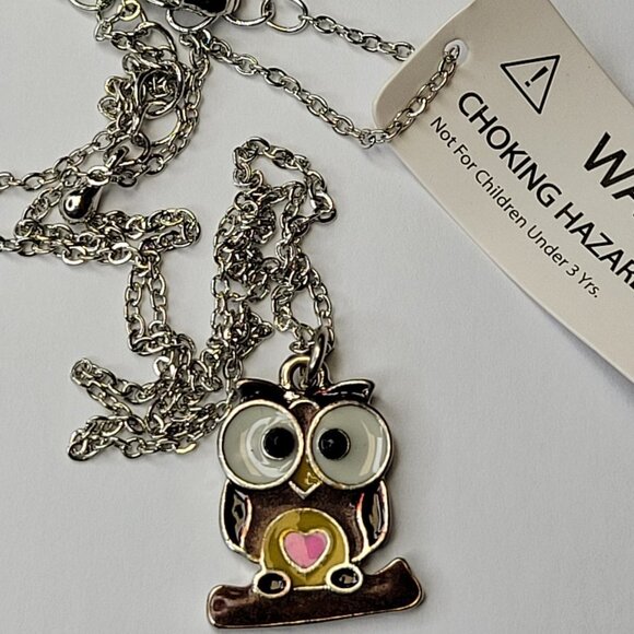 OWL Pendant Necklace in Matching Own Velvet Gift Keepsake Owl Shaped Box - Picture 7 of 10